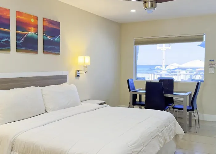 Diane Oceanfront Suites